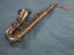 CONN 6M Naked Lady 356583